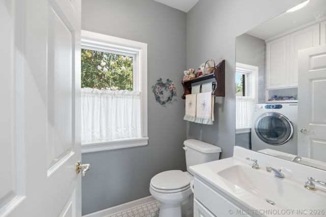 1022 N Douglas Drive, Claremore, OK 74017