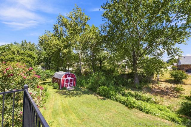 1022 N Douglas Drive, Claremore, OK 74017