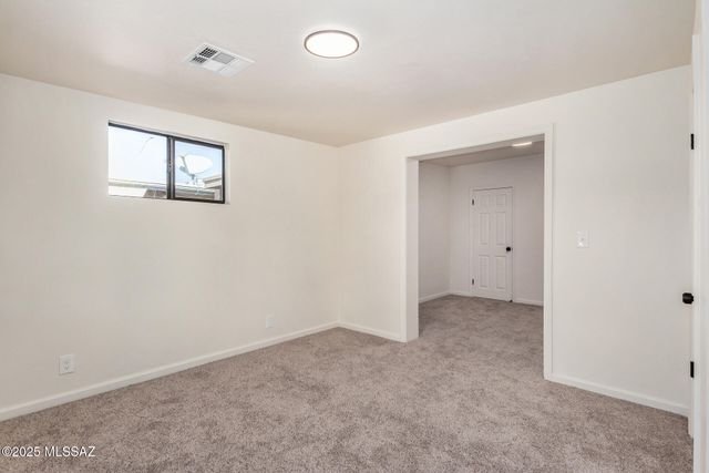 2412 E Warwick Vista, Tucson, AZ 85713