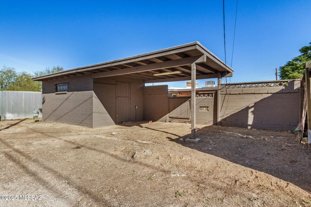 2412 E Warwick Vista, Tucson, AZ 85713