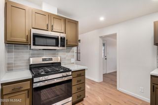2412 E Warwick Vista, Tucson, AZ 85713