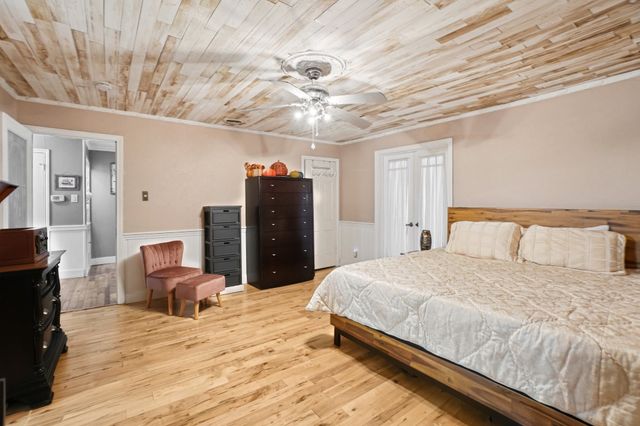 4608 Kelly Elliott Road, Arlington, TX 76017