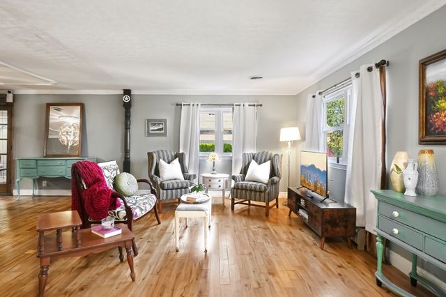 4608 Kelly Elliott Road, Arlington, TX 76017