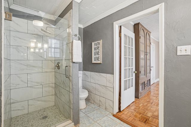 4608 Kelly Elliott Road, Arlington, TX 76017