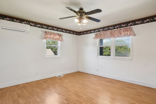 4608 Kelly Elliott Road, Arlington, TX 76017