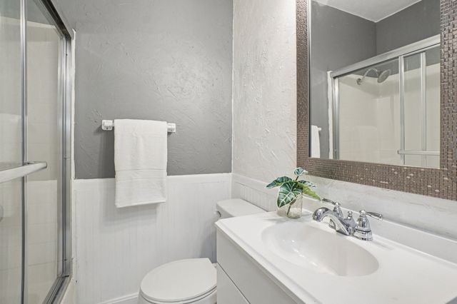 4608 Kelly Elliott Road, Arlington, TX 76017