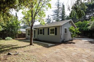2027 Carol Avenue, Mountain View, CA 94040