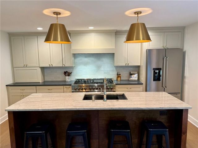 2030 Six Branches Drive, Roswell, GA 30076