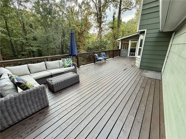 2030 Six Branches Drive, Roswell, GA 30076