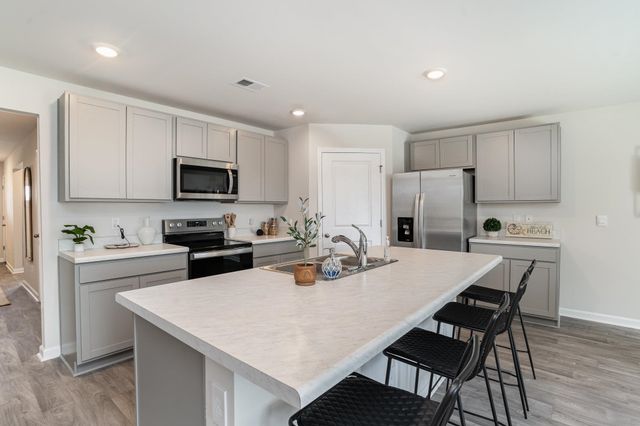 612 Songbird Ct., Longs, SC 29568