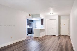 15888 SW 95th Avenue 209, Miami, FL 33157