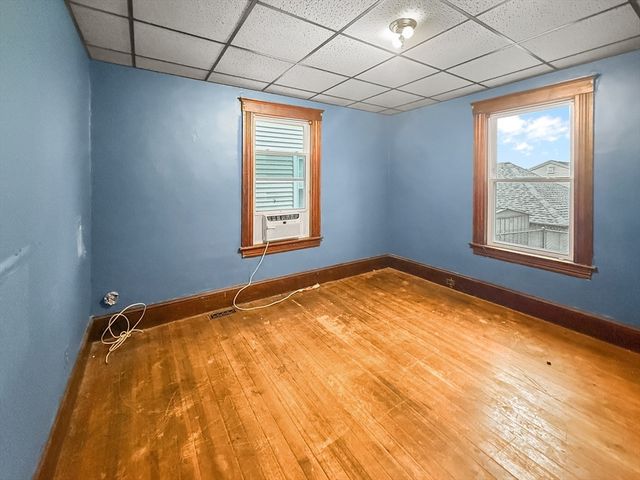 265 Ames St, Lawrence, MA 01841