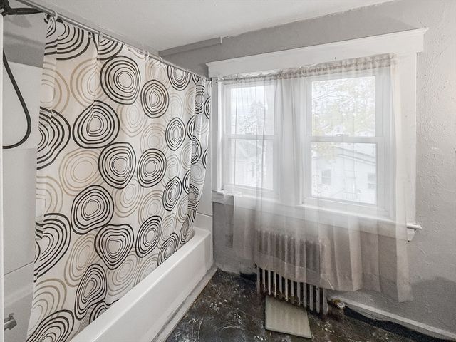 265 Ames St, Lawrence, MA 01841