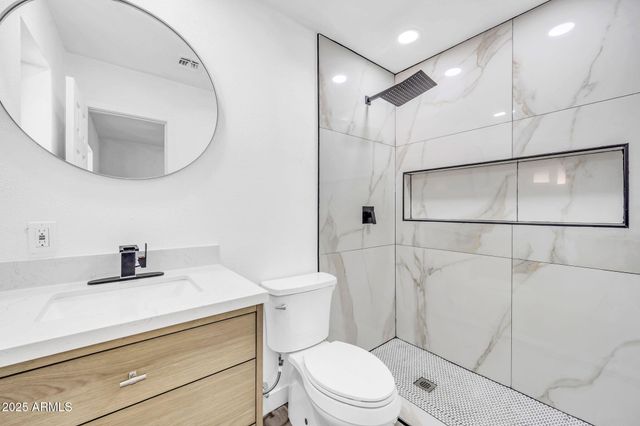 3328 E WILLETTA Street, Phoenix, AZ 85008