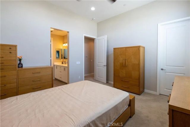 5786 Acacia Lane, Lakewood, CA 90712