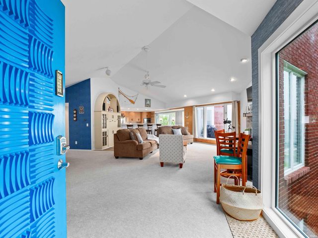 10660 N Southshore Dr Unit D3, Syracuse, IN 46567