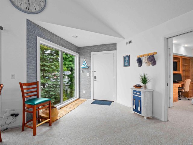 10660 N Southshore Dr Unit D3, Syracuse, IN 46567