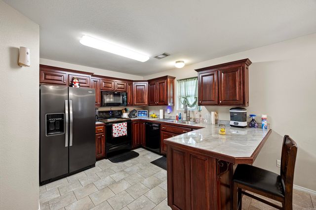 306 Willow Oak, Dardanelle, AR 72834
