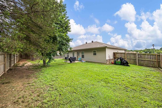 306 Willow Oak, Dardanelle, AR 72834