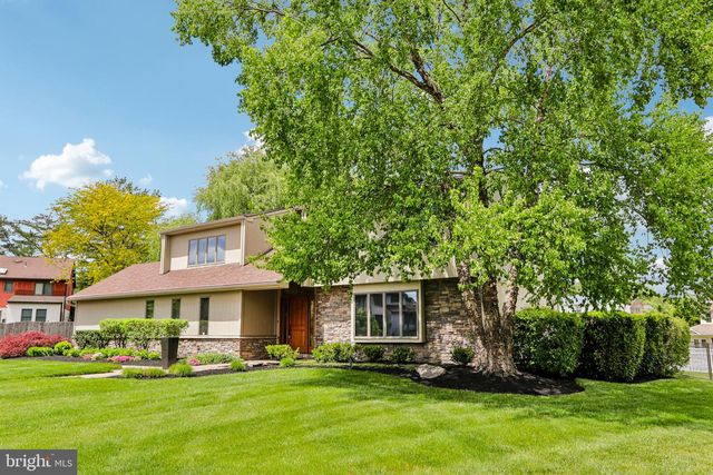 93 KENT RD, Huntingdon Valley, PA 19006