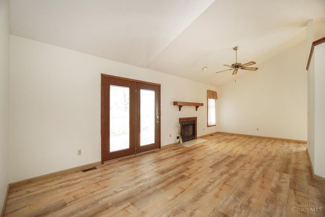 945 Loveland Miamiville Road, Miami Twp, OH 45140