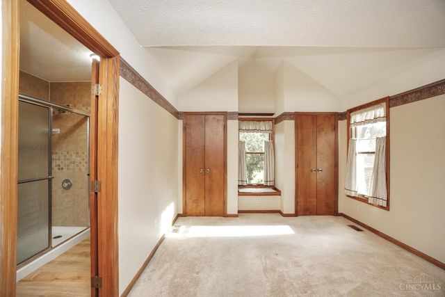 945 Loveland Miamiville Road, Miami Twp, OH 45140