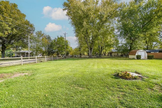 945 Loveland Miamiville Road, Miami Twp, OH 45140