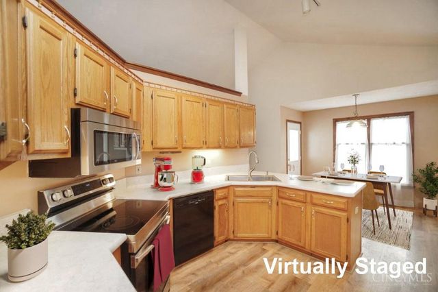 945 Loveland Miamiville Road, Miami Twp, OH 45140