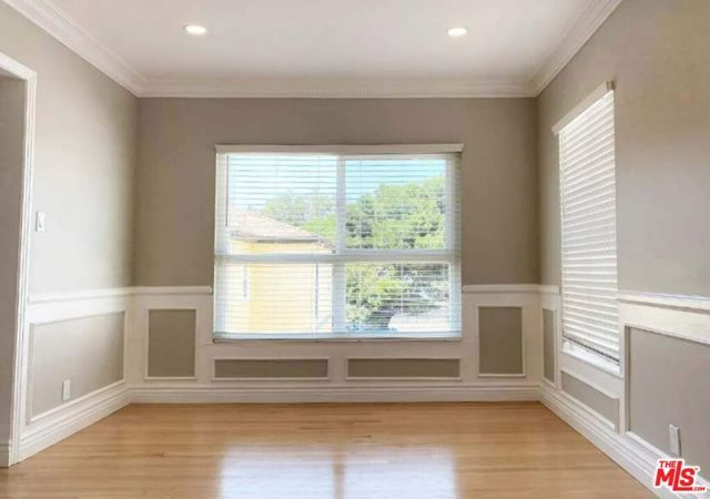 1268 Queen Anne Place, Los Angeles, CA 90019