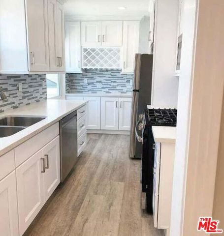 1268 Queen Anne Place, Los Angeles, CA 90019