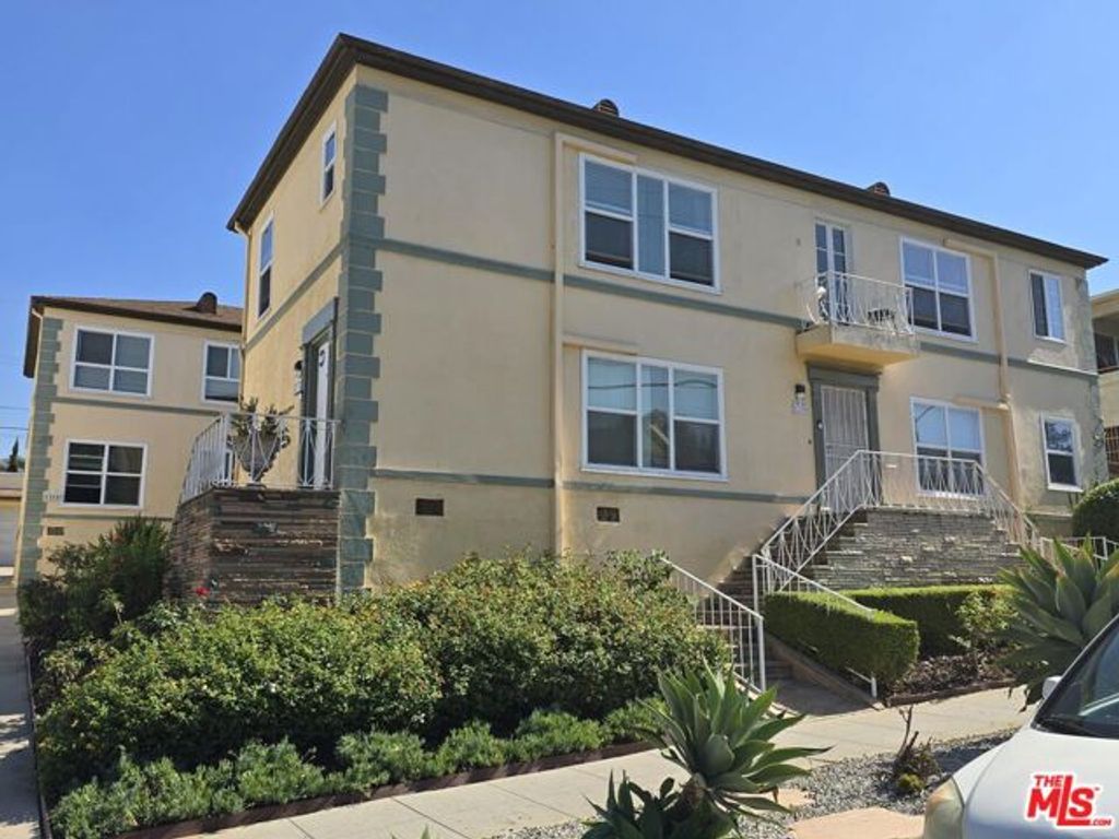 1268 Queen Anne Place, Los Angeles, CA 90019