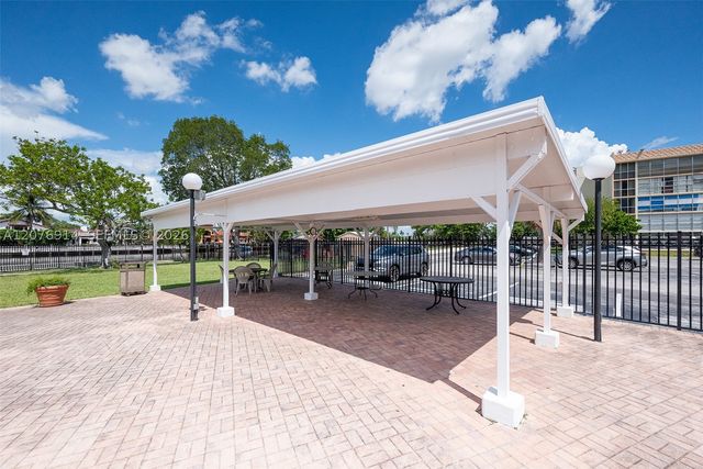 801 Three Islands Blvd 103, Hallandale Beach, FL 33009