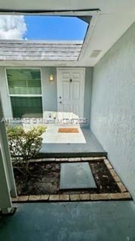 7003 NW 63rd St, Tamarac, FL 33321