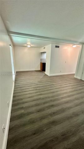 7003 NW 63rd St, Tamarac, FL 33321