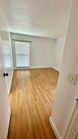 7003 NW 63rd St, Tamarac, FL 33321