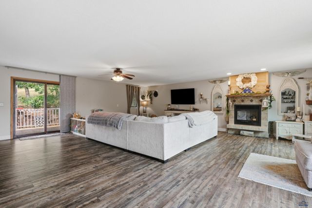 10311 PINE CANYON RD, Black Hawk, SD 57718
