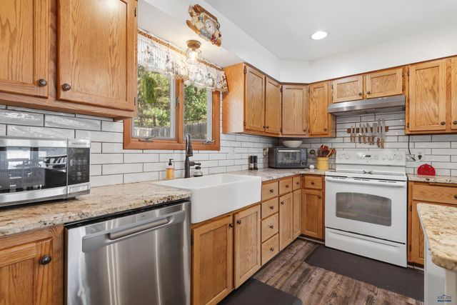 10311 PINE CANYON RD, Black Hawk, SD 57718