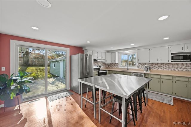 91 Marilyn Drive, West Seneca, NY 14224