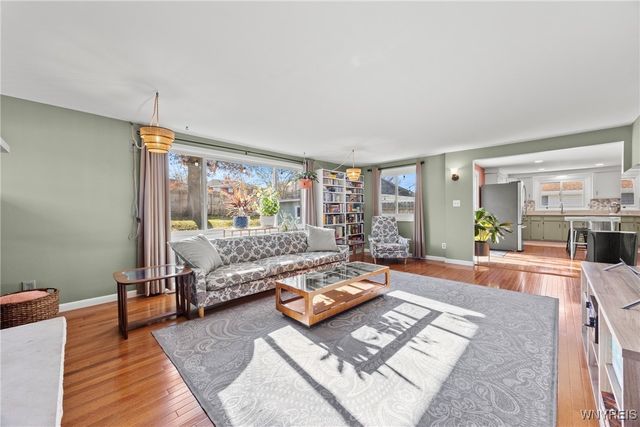 91 Marilyn Drive, West Seneca, NY 14224