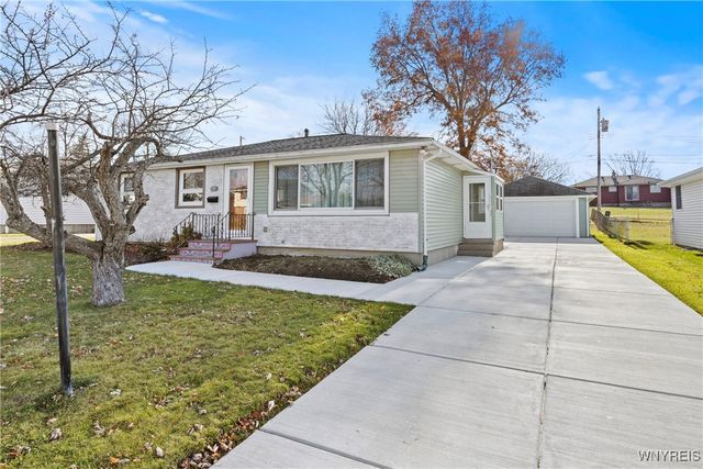 91 Marilyn Drive, West Seneca, NY 14224