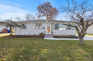 91 Marilyn Drive, West Seneca, NY 14224