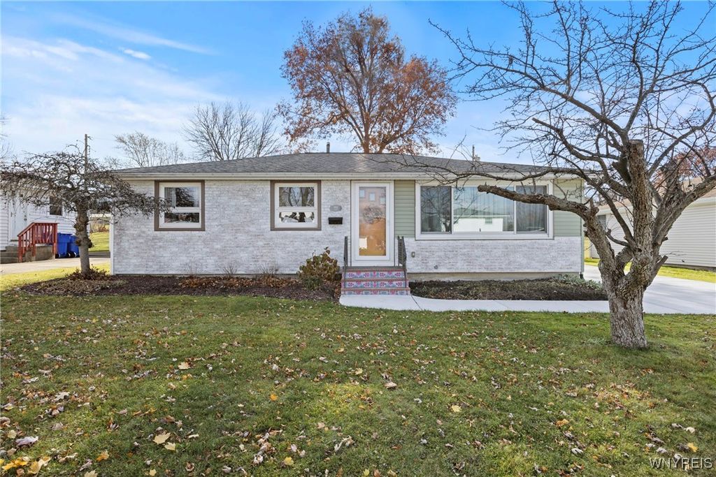 91 Marilyn Drive, West Seneca, NY 14224