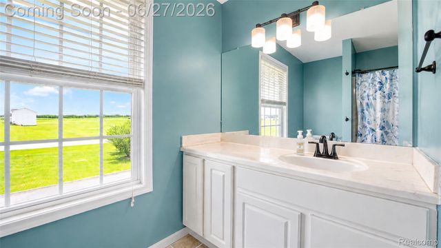 17204 Country Lane, Manchester Township, MI 48158