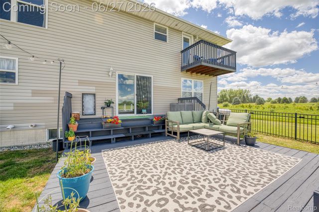17204 Country Lane, Manchester Township, MI 48158