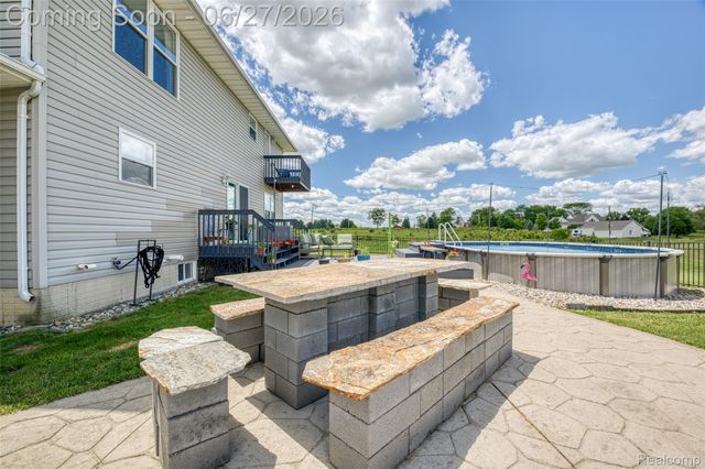 17204 Country Lane, Manchester Township, MI 48158