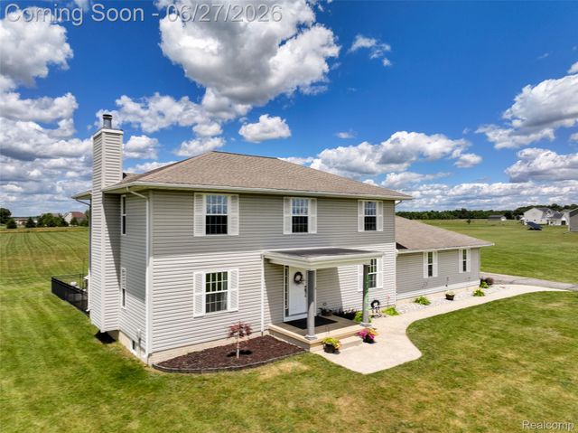 17204 Country Lane, Manchester Township, MI 48158