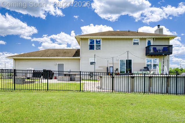 17204 Country Lane, Manchester Township, MI 48158