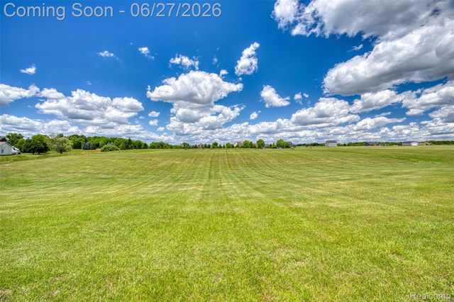 17204 Country Lane, Manchester Township, MI 48158