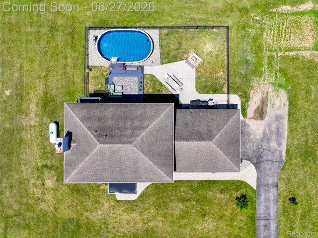 17204 Country Lane, Manchester Township, MI 48158
