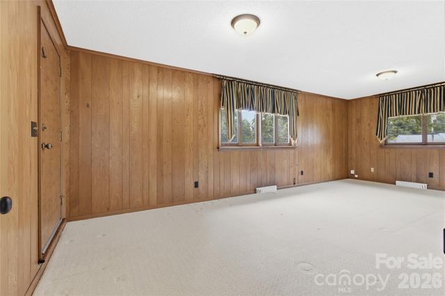 938 Sandswood Drive, Gastonia, NC 28054
